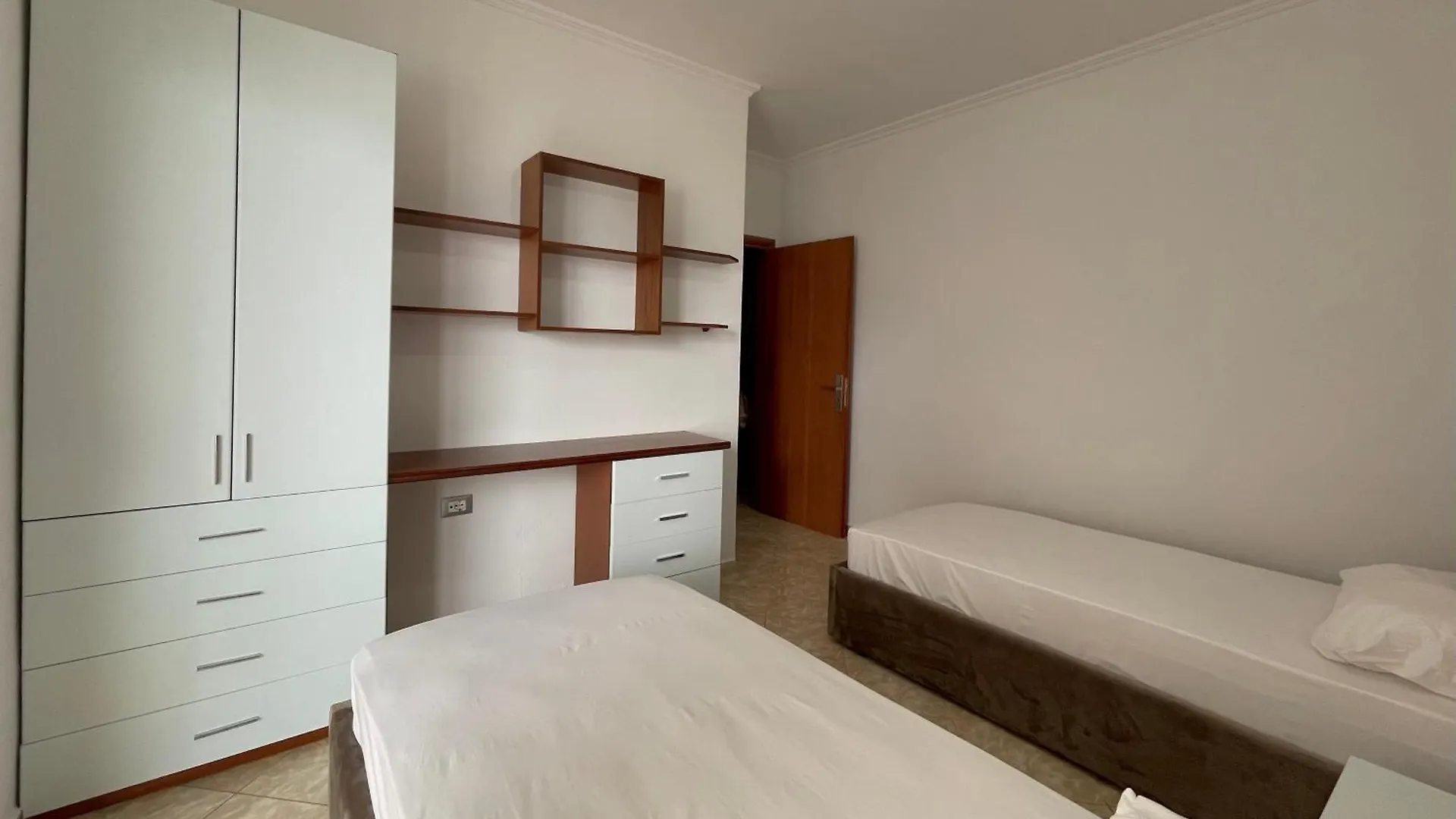 Estivo Seaview Apartment Sarande